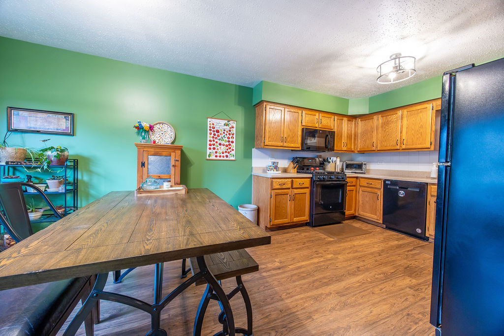 802 Eagle Creek Road