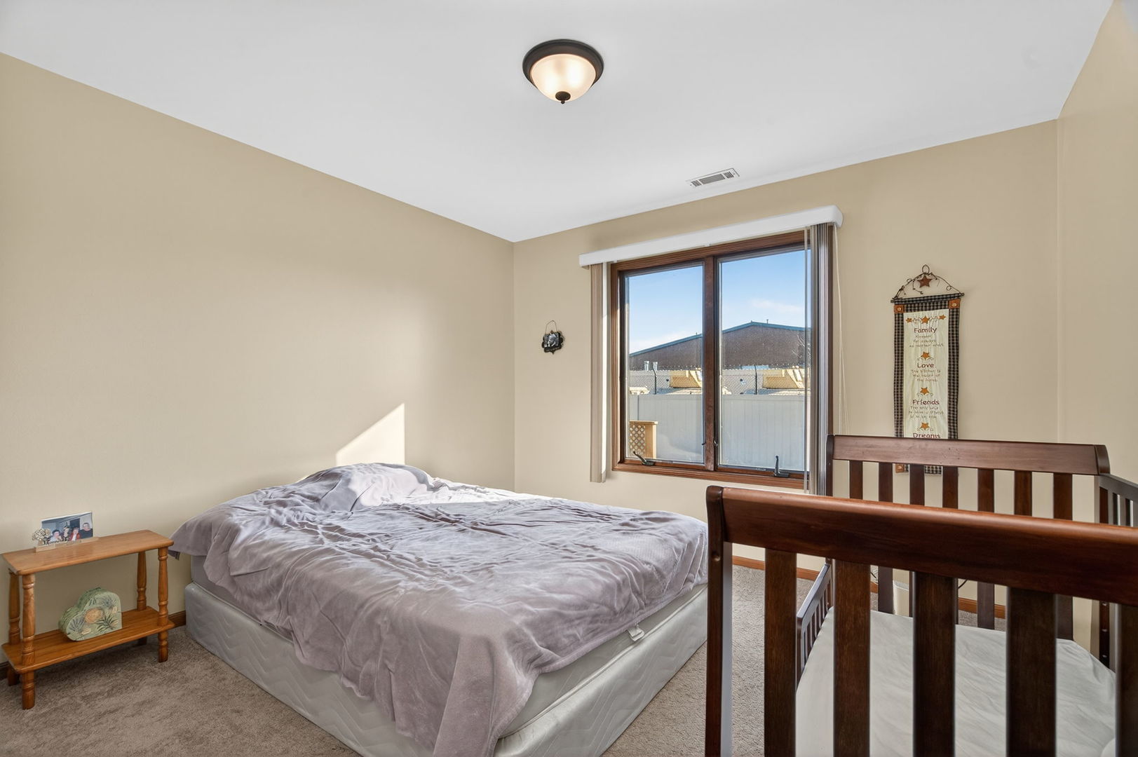 2700 Eagle Drive Unit: 2700
