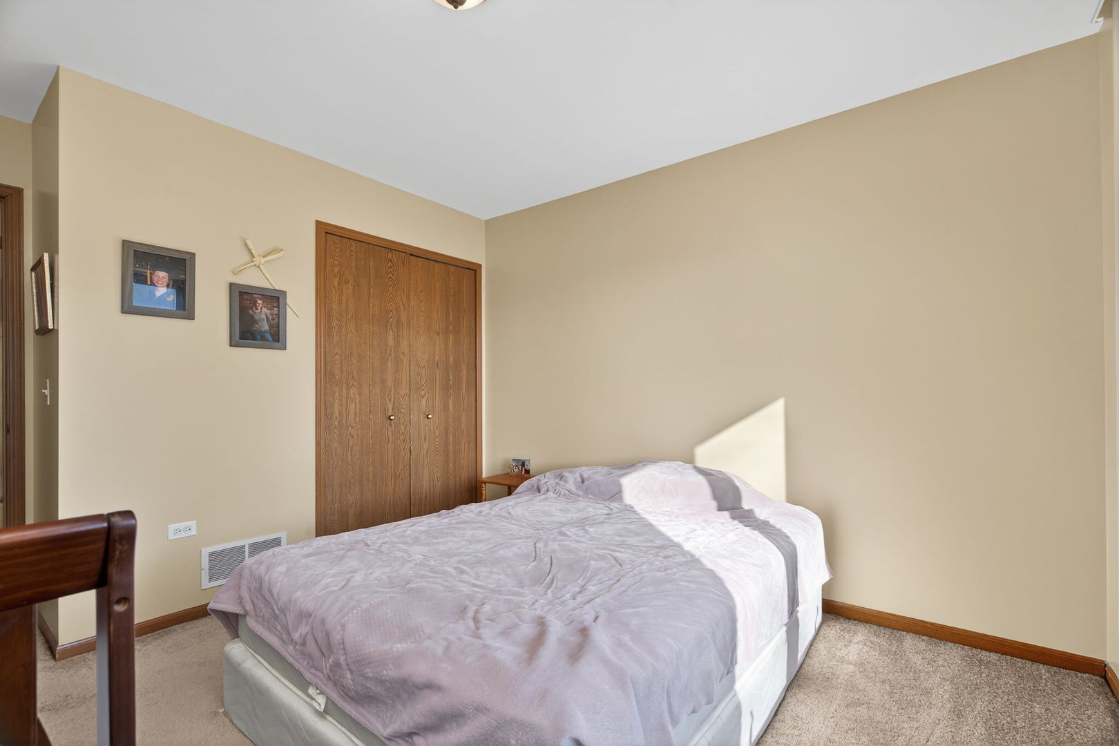2700 Eagle Drive Unit: 2700