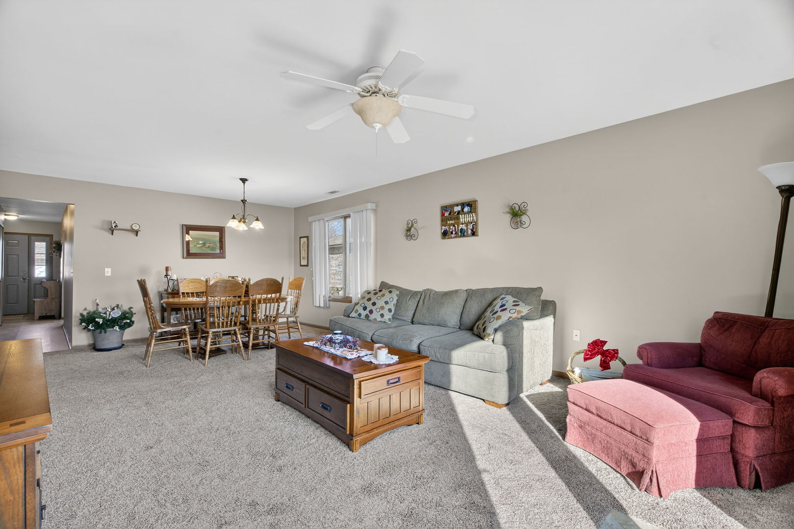 2700 Eagle Drive Unit: 2700