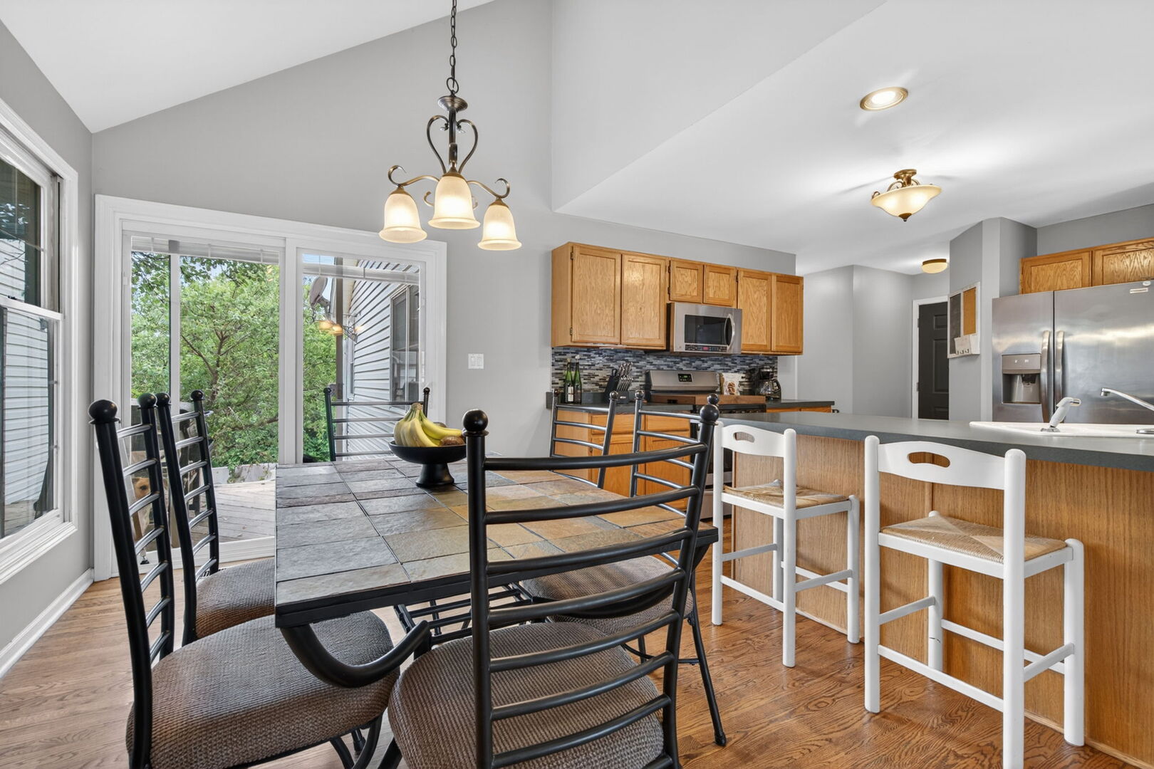 882 Wilshire Lane