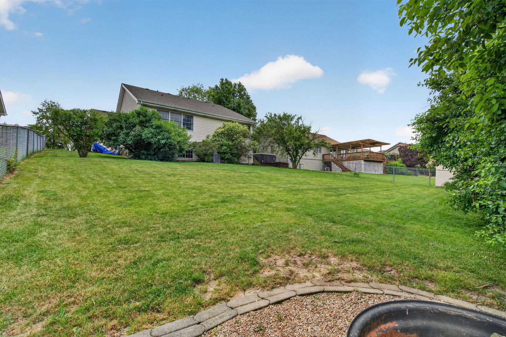 882 Wilshire Lane