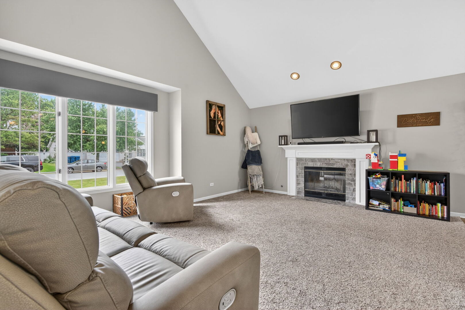 882 Wilshire Lane