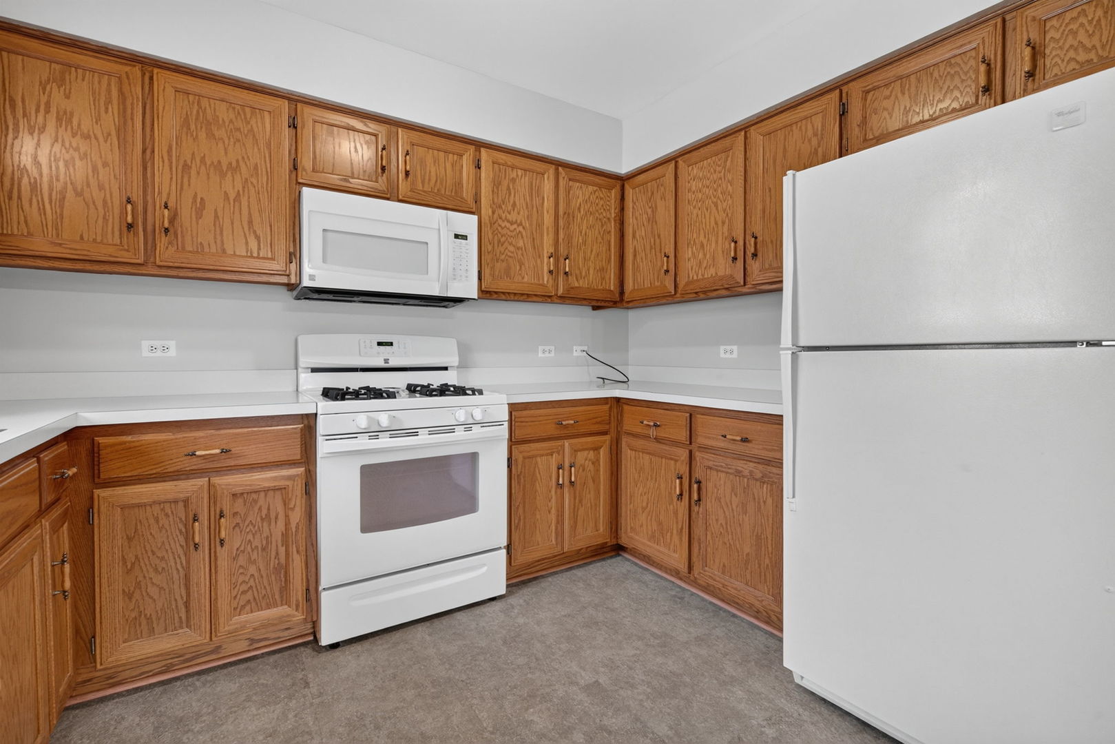 2700 Eagle Drive Unit: 2700
