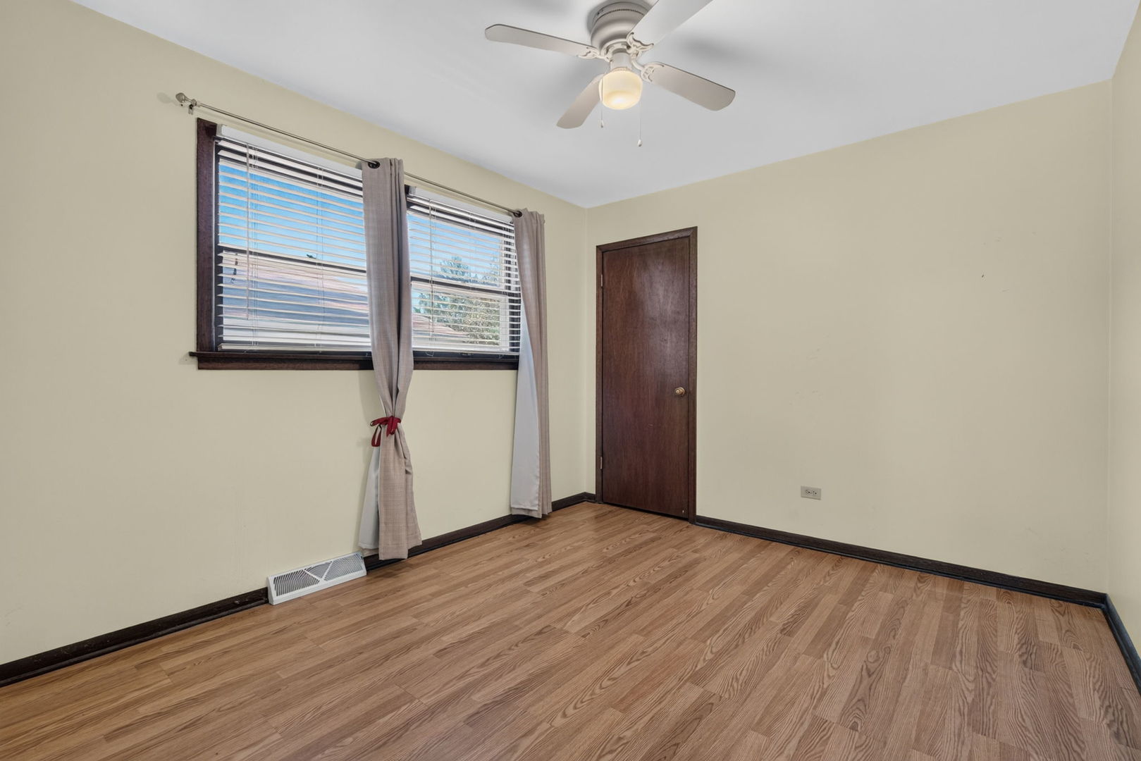 2829 W 101st Street