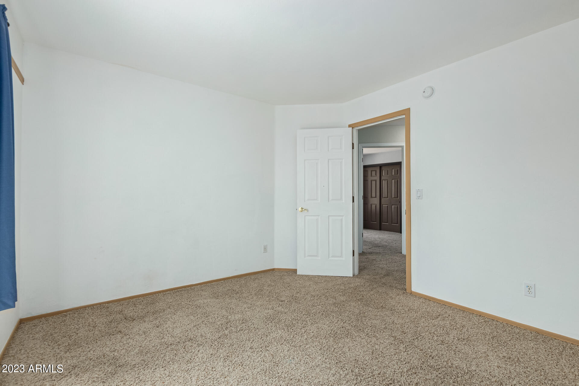 8691 N AHWATUKEE Way