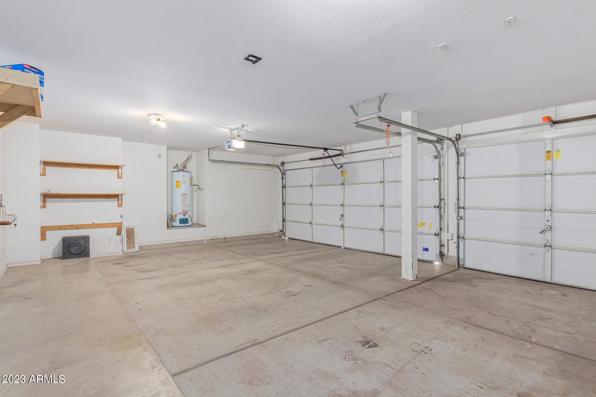 8691 N AHWATUKEE Way