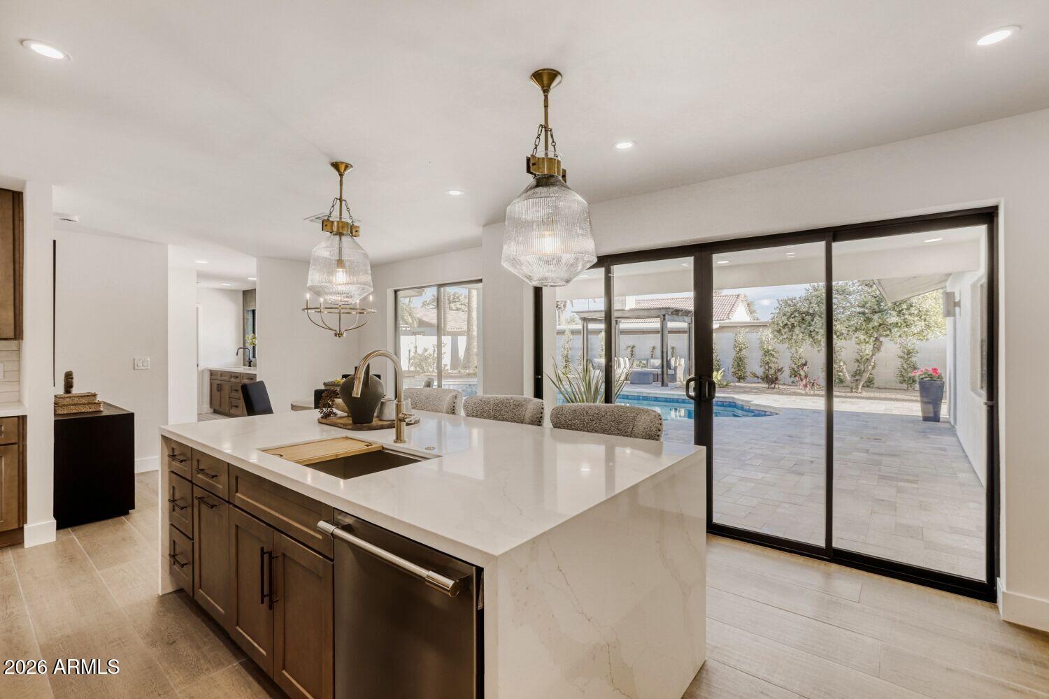 8590 E Via De Dorado