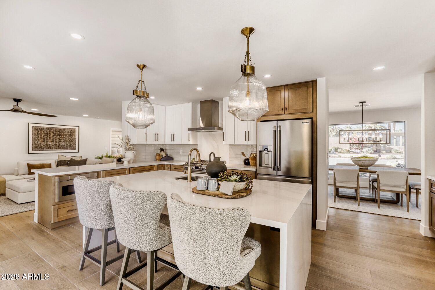 8590 E Via De Dorado