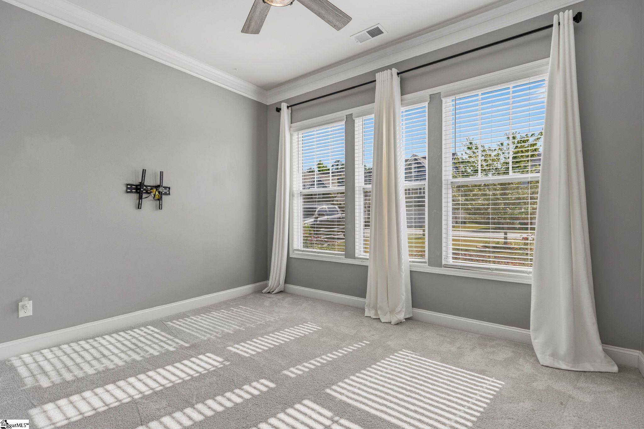 24 Daybreak Place