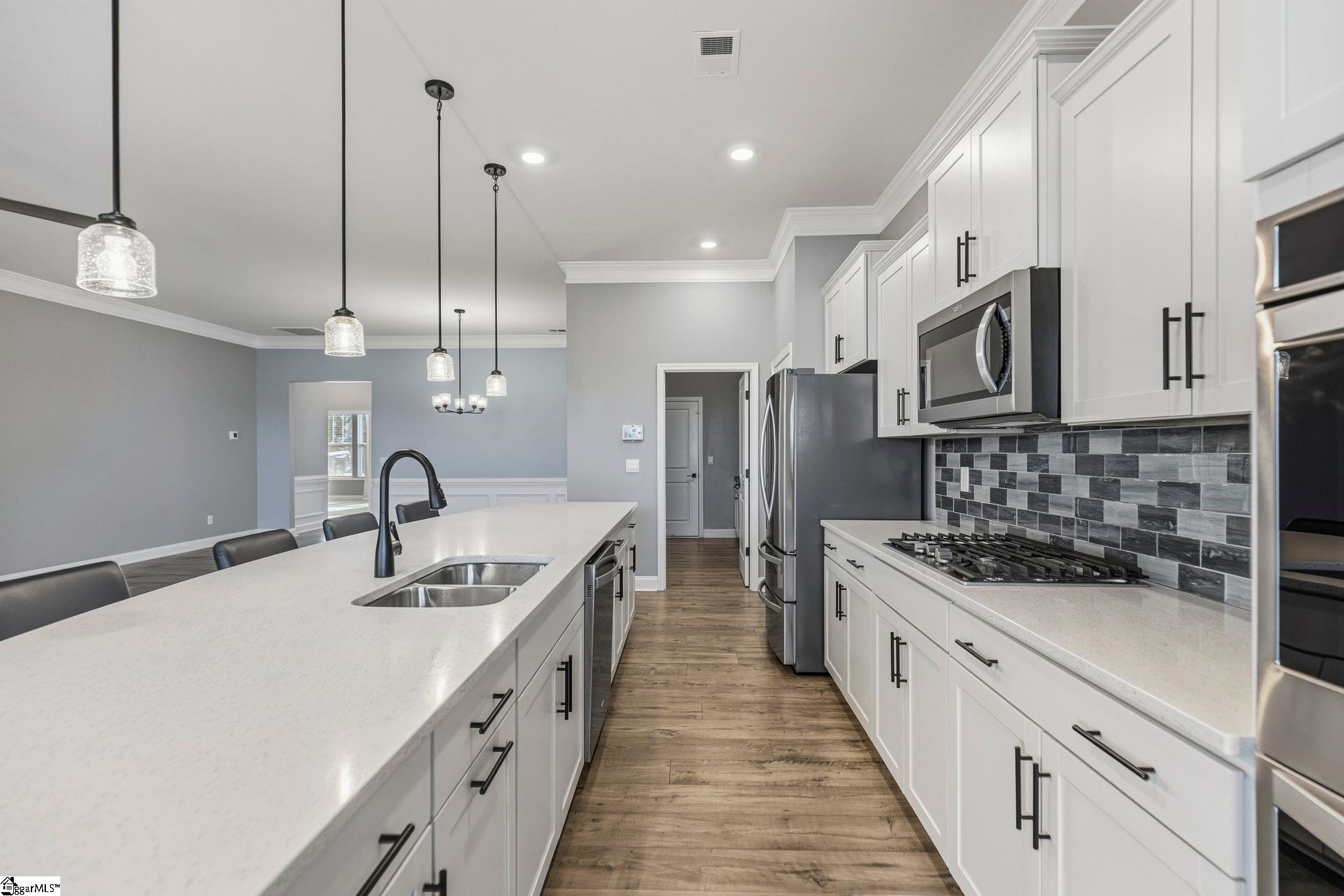 24 Daybreak Place