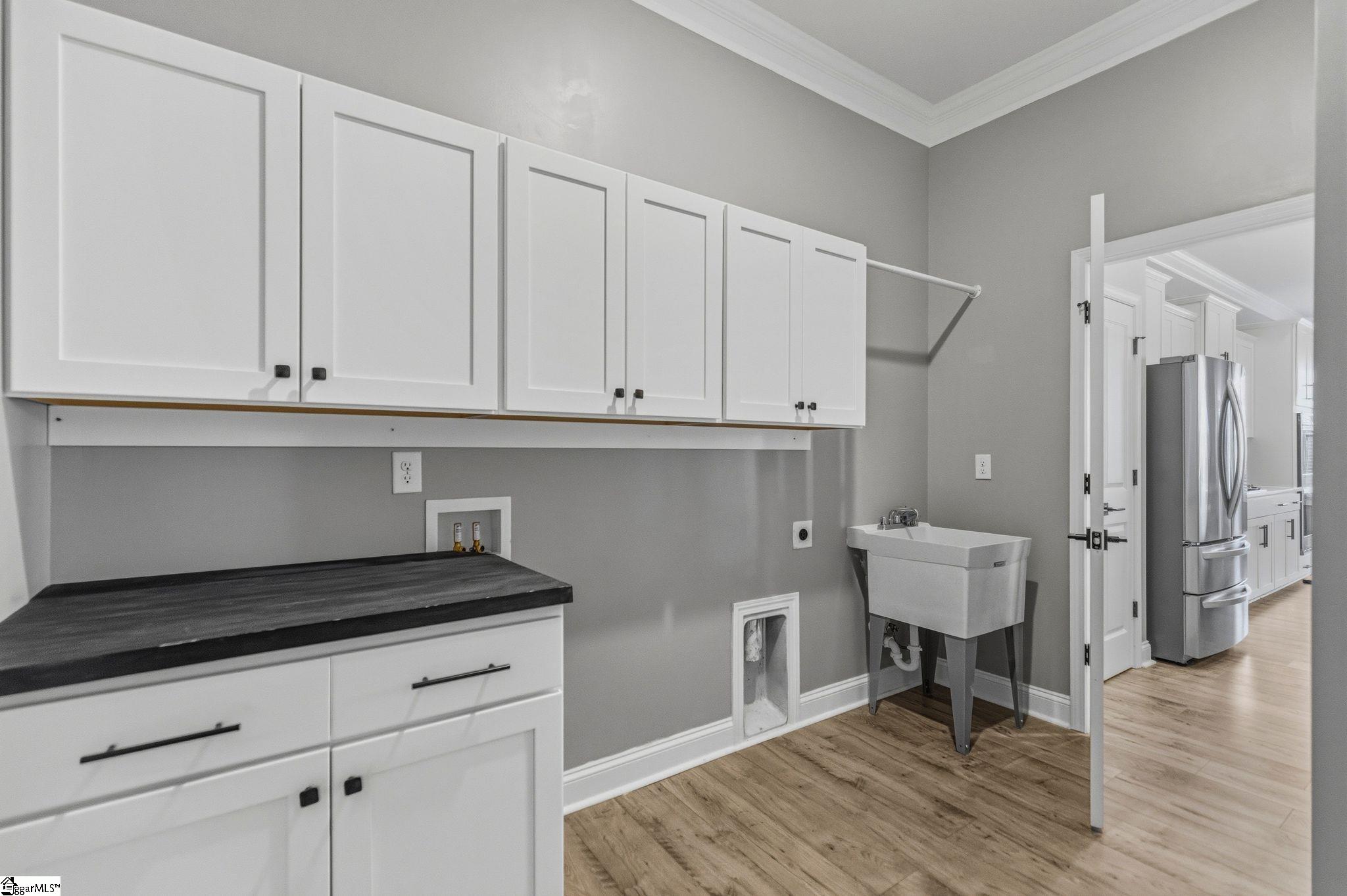 24 Daybreak Place
