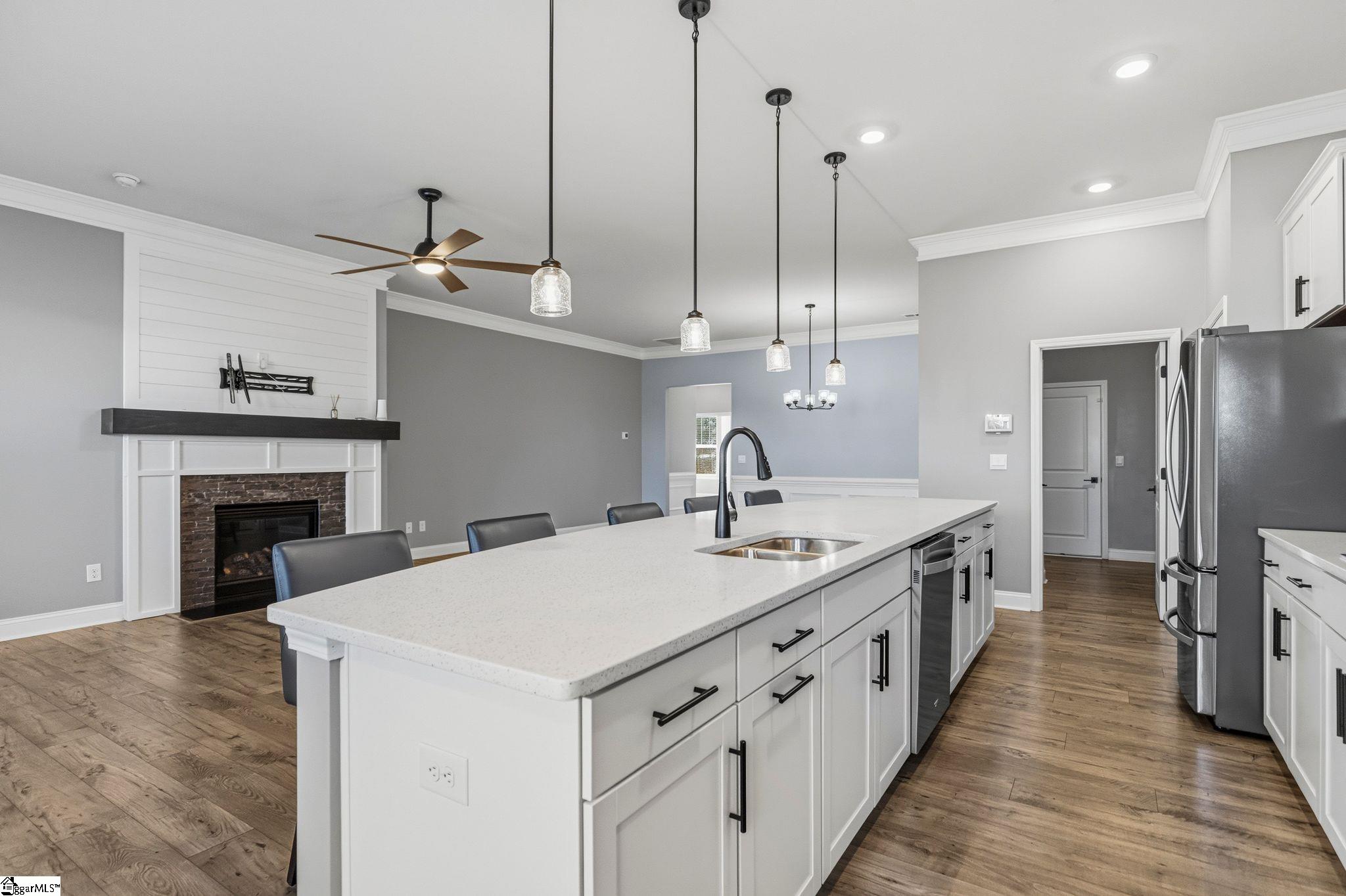 24 Daybreak Place