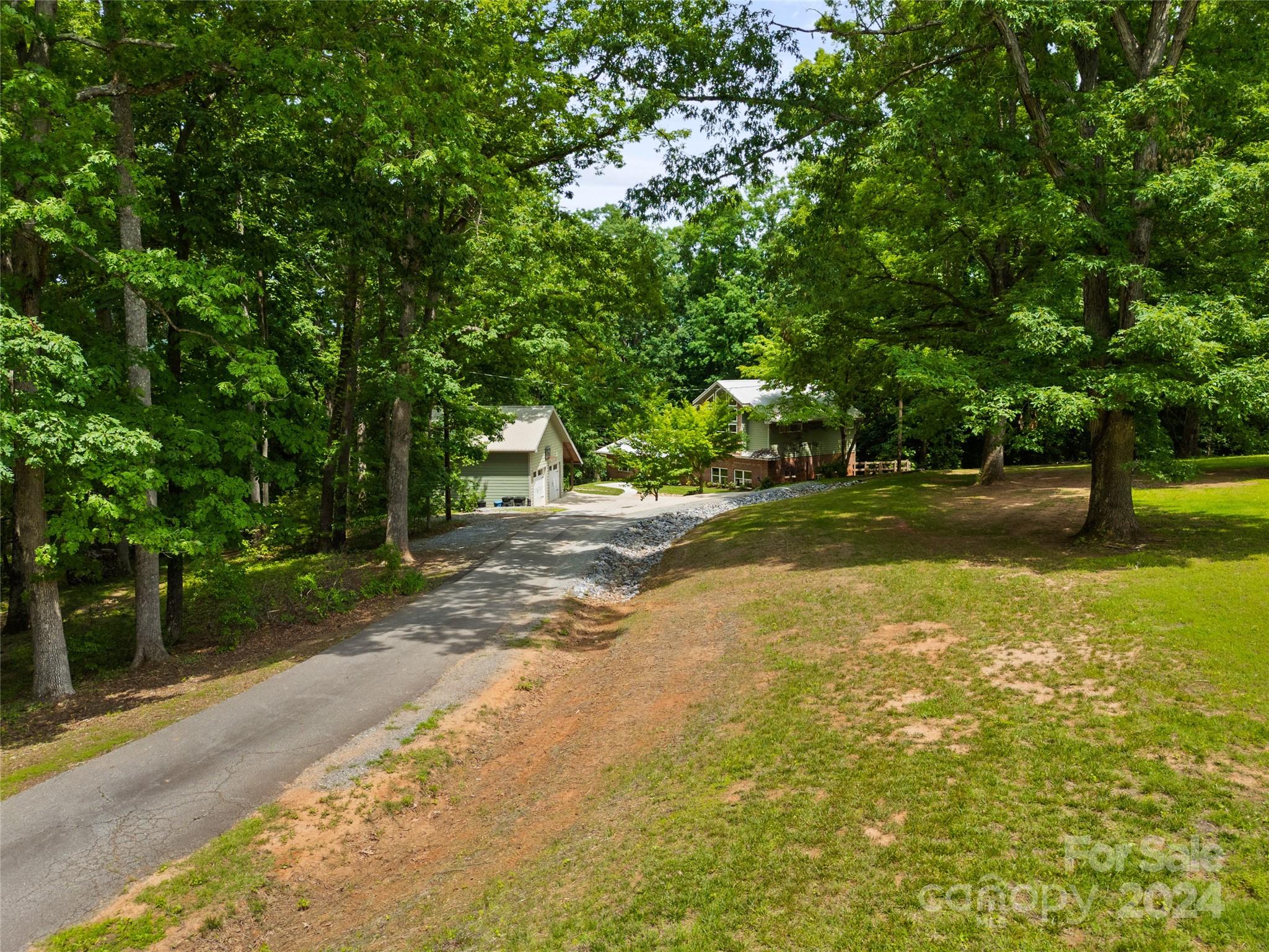 81 Thermal Hill Lane