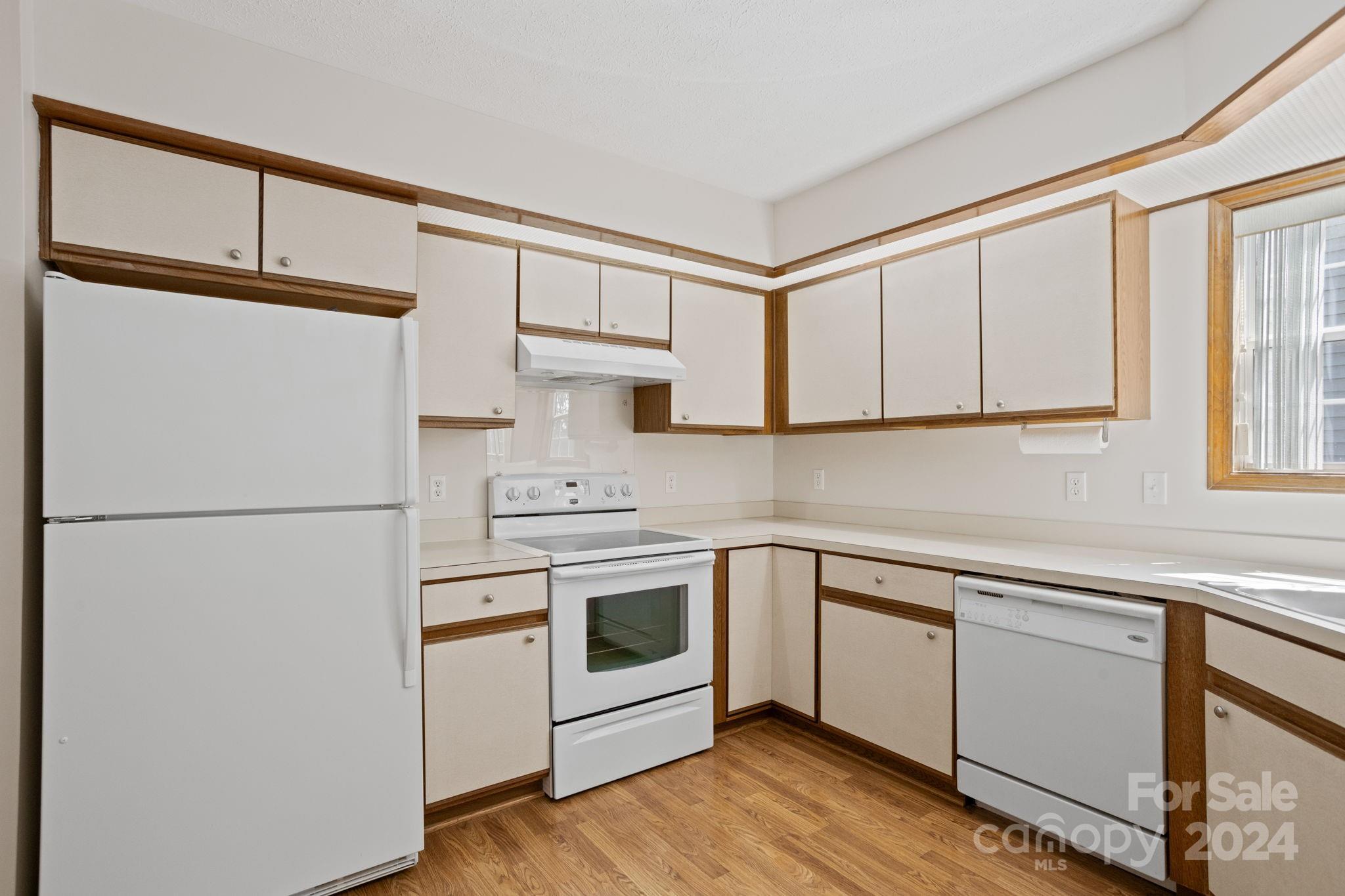 242 Laurel Park Place