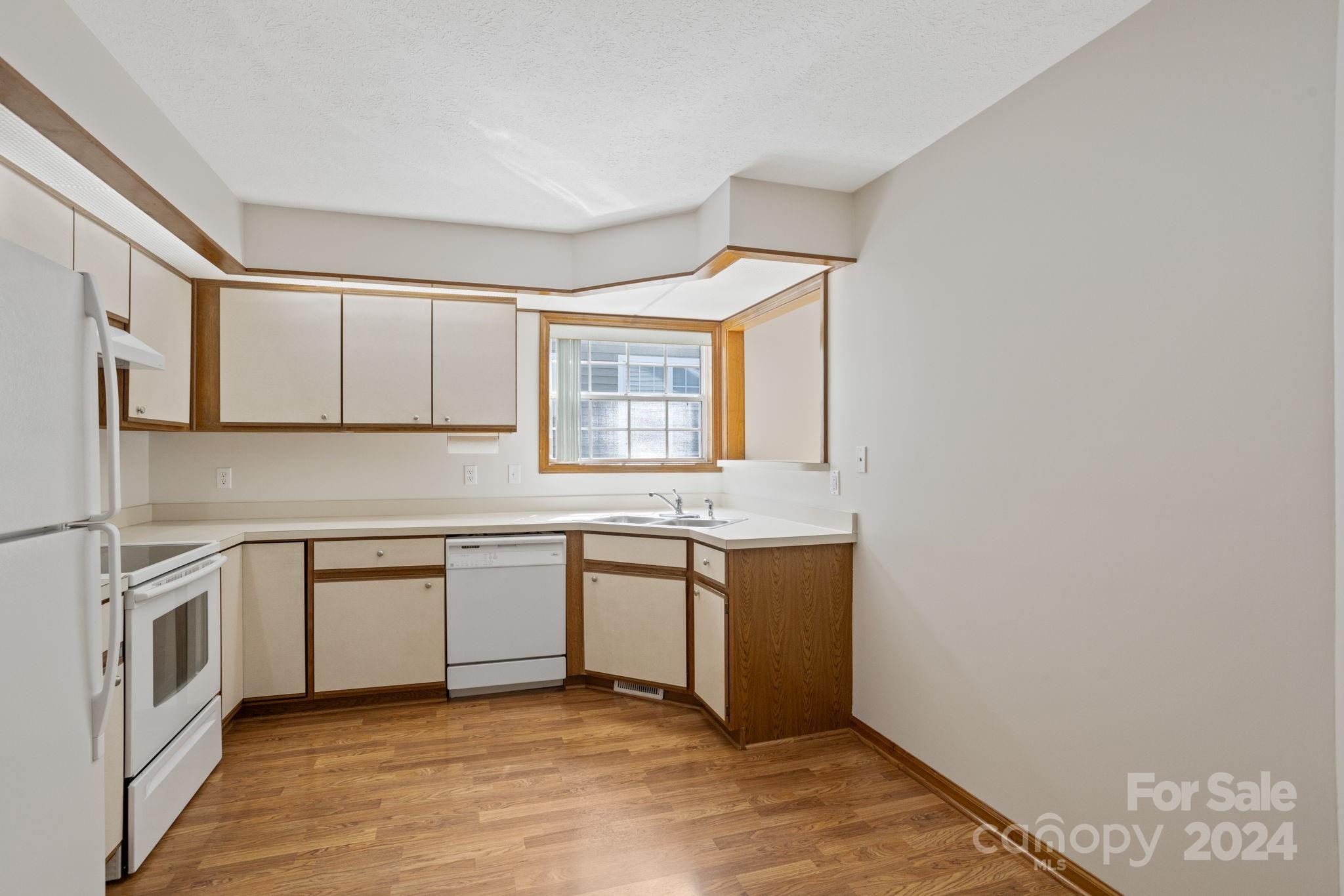 242 Laurel Park Place