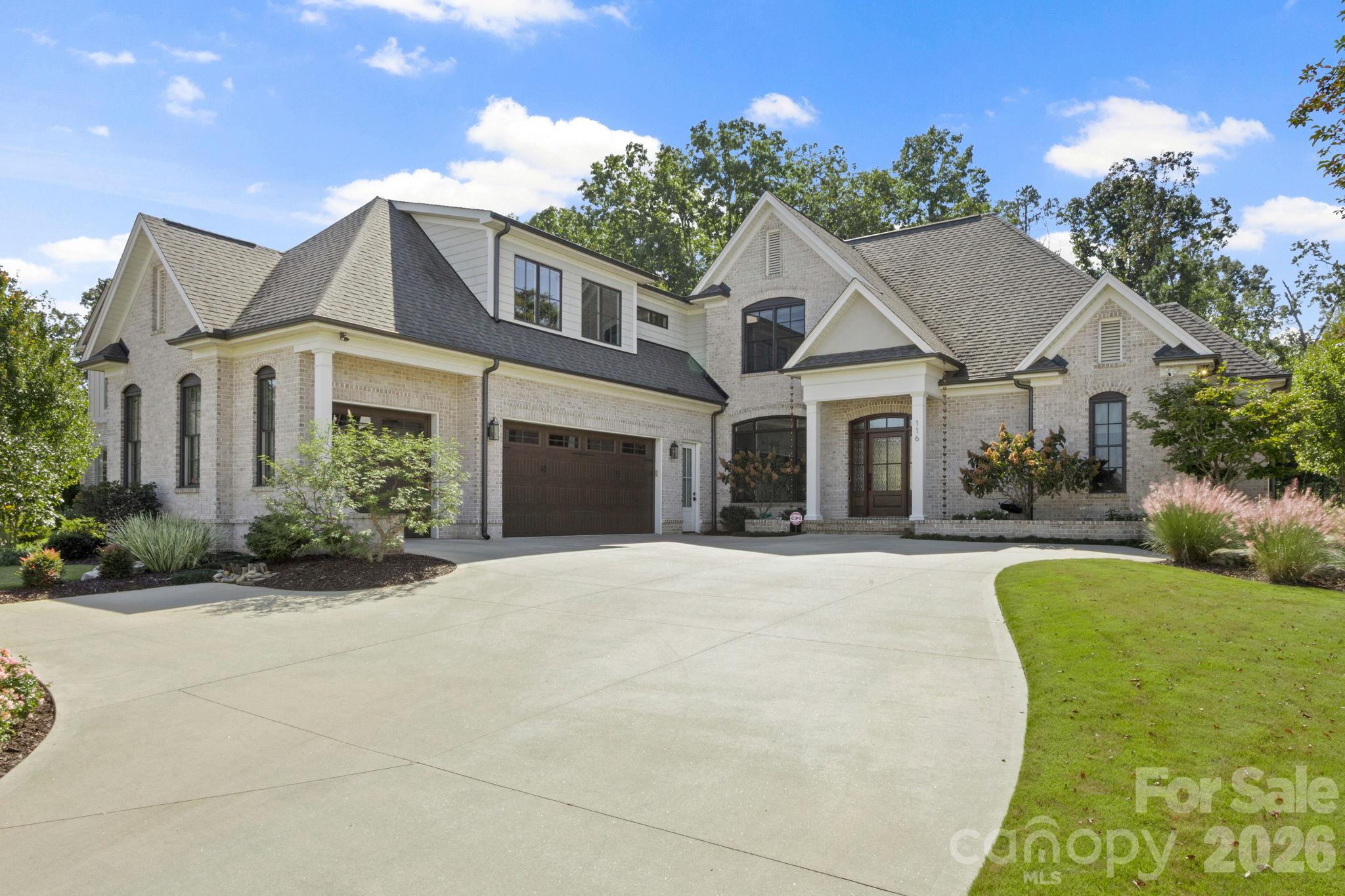 116 Fernbank Court