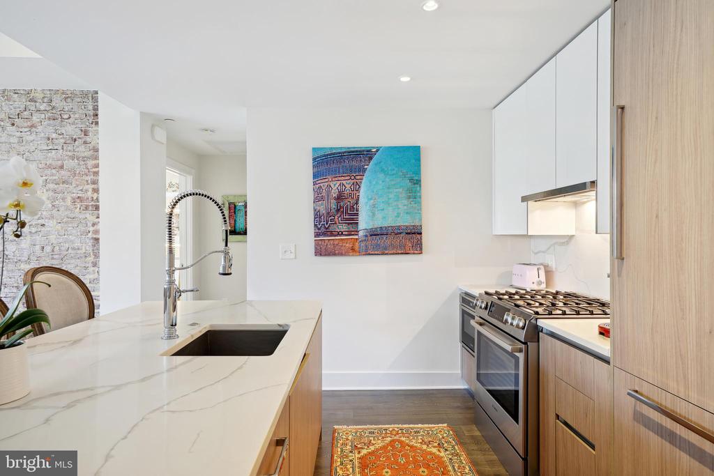 1745 N St NW #410