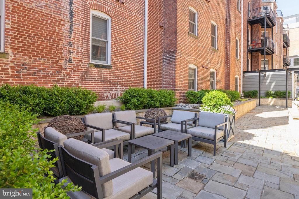 1745 N St NW #410