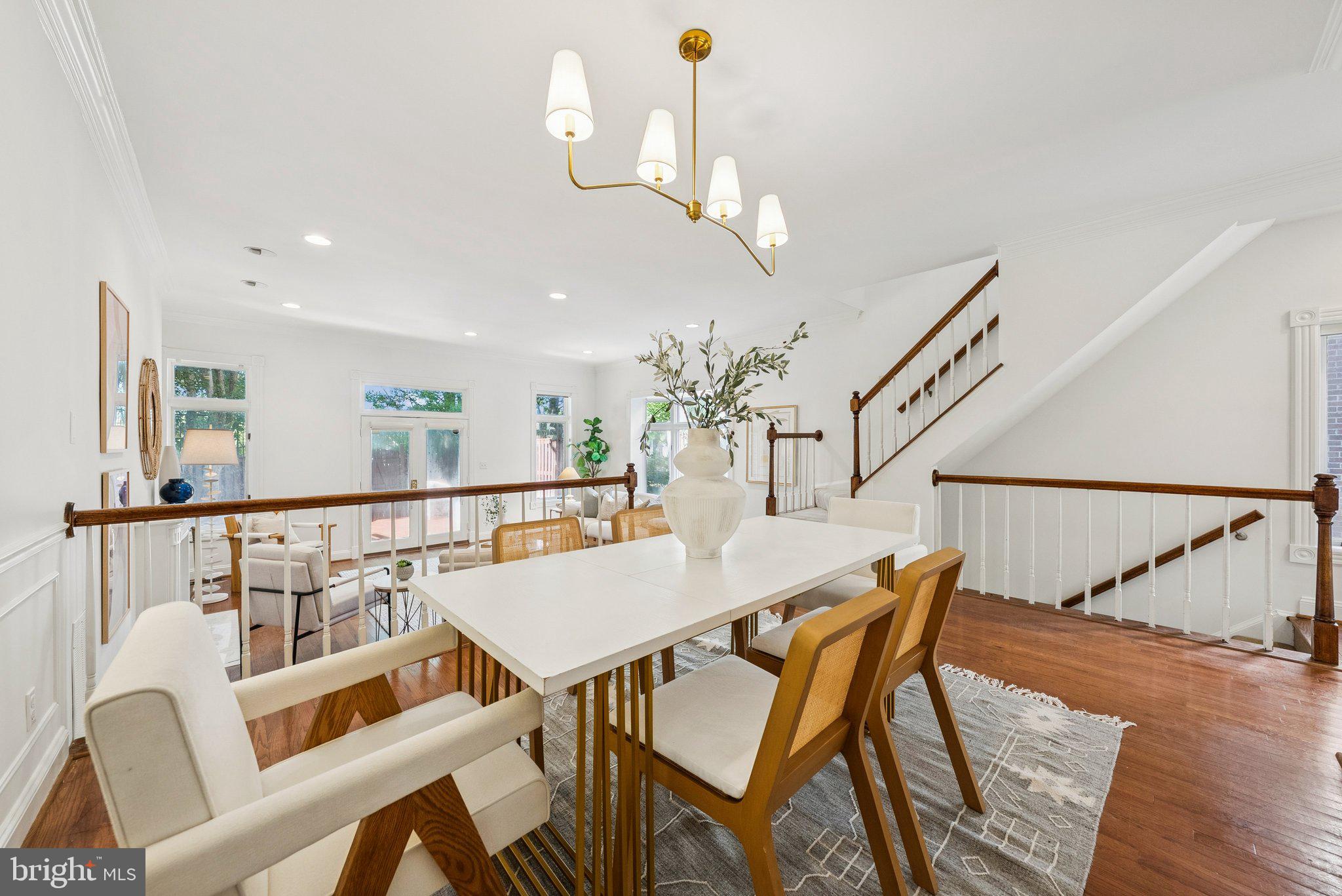 4044 CHANCERY COURT NW