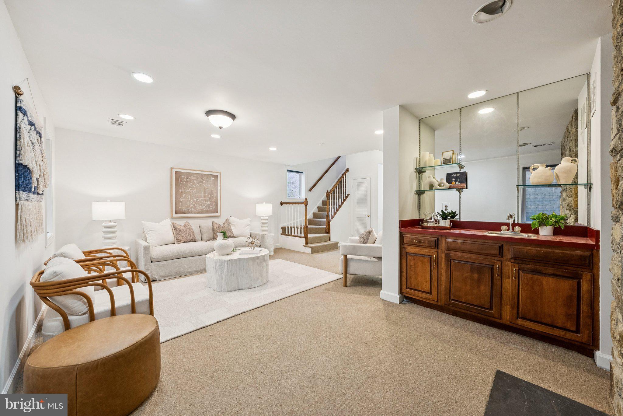 4044 CHANCERY COURT NW