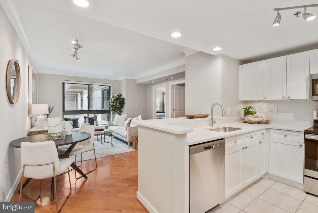777 7TH STREET NW 1013