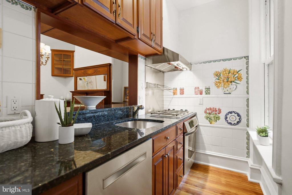 2110 O STREET NW Unit: 3