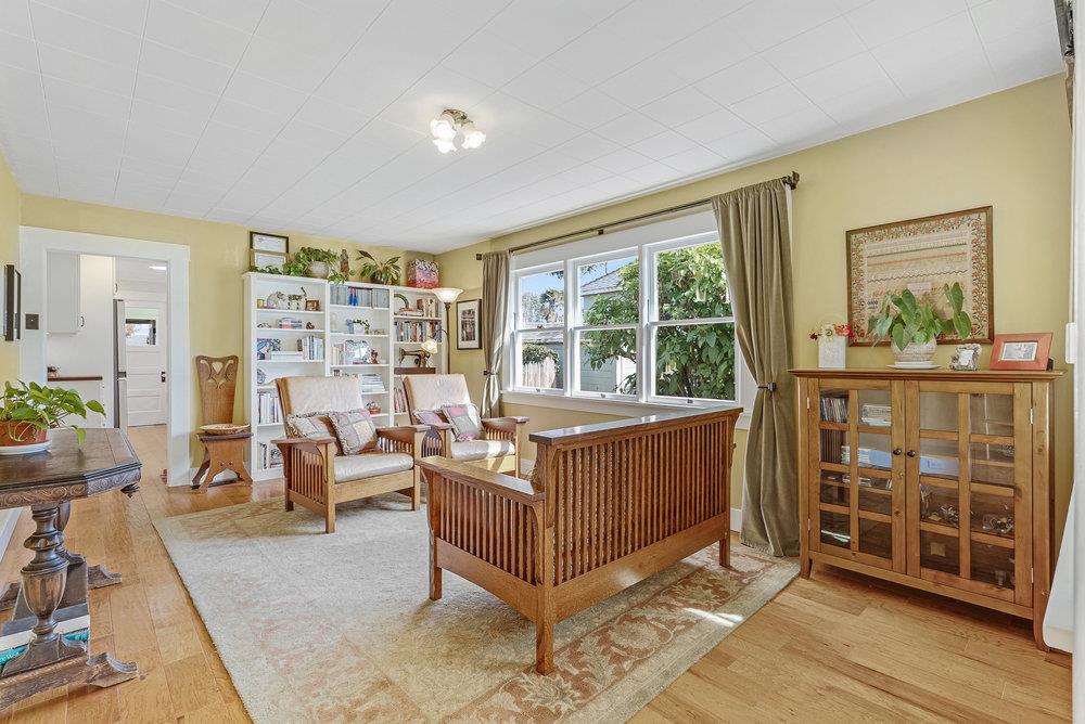 75 Homestead Avenue