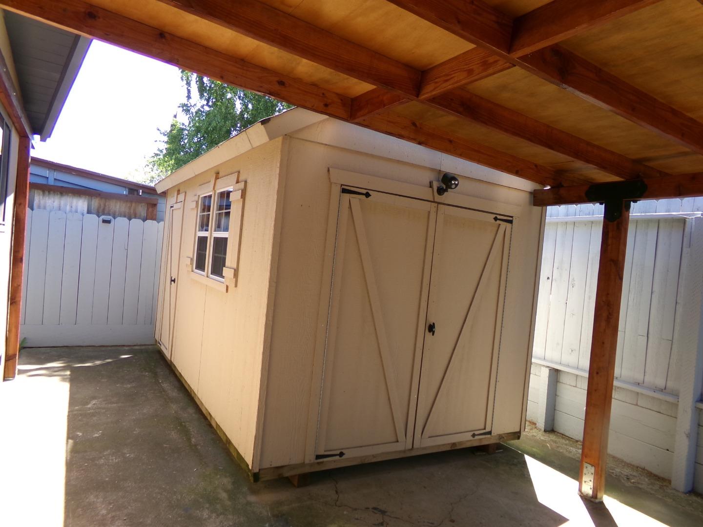 621 Walnut Lane