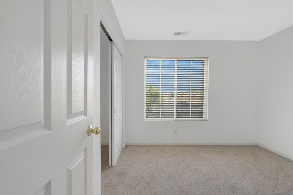 921 Hillock Court