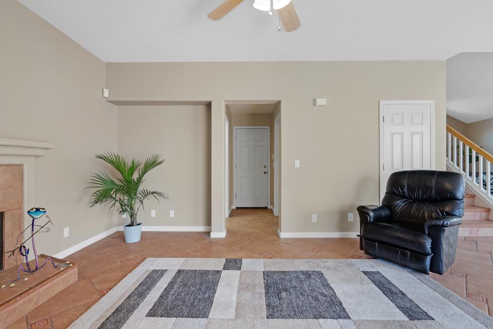 921 Hillock Court