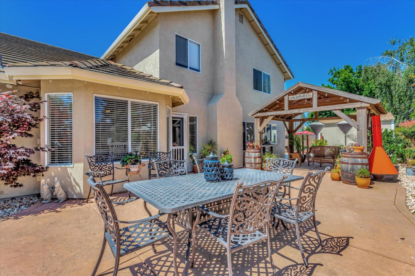2184 Beachwood Court