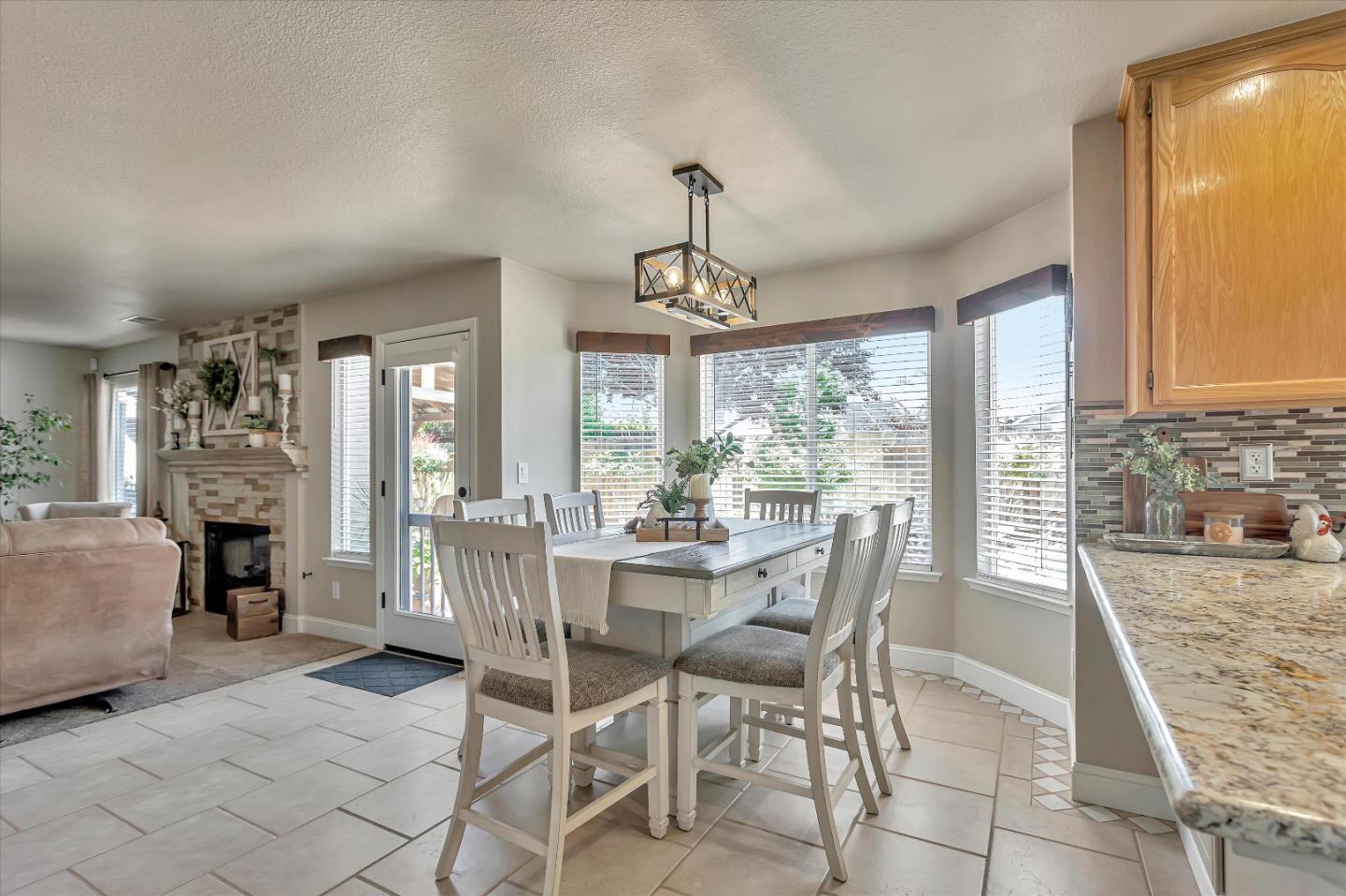2184 Beachwood Court