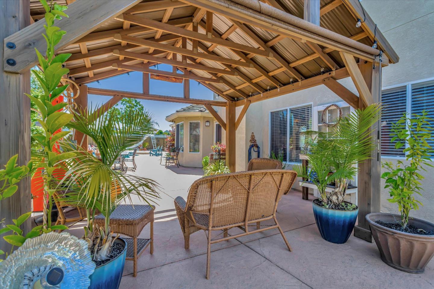 2184 Beachwood Court