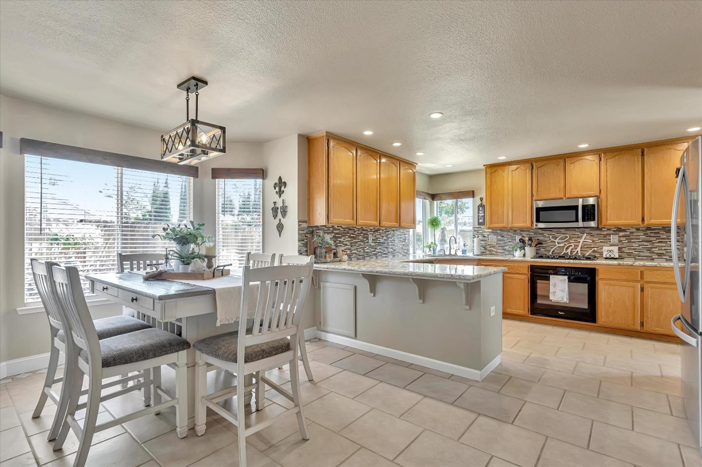 2184 Beachwood Court