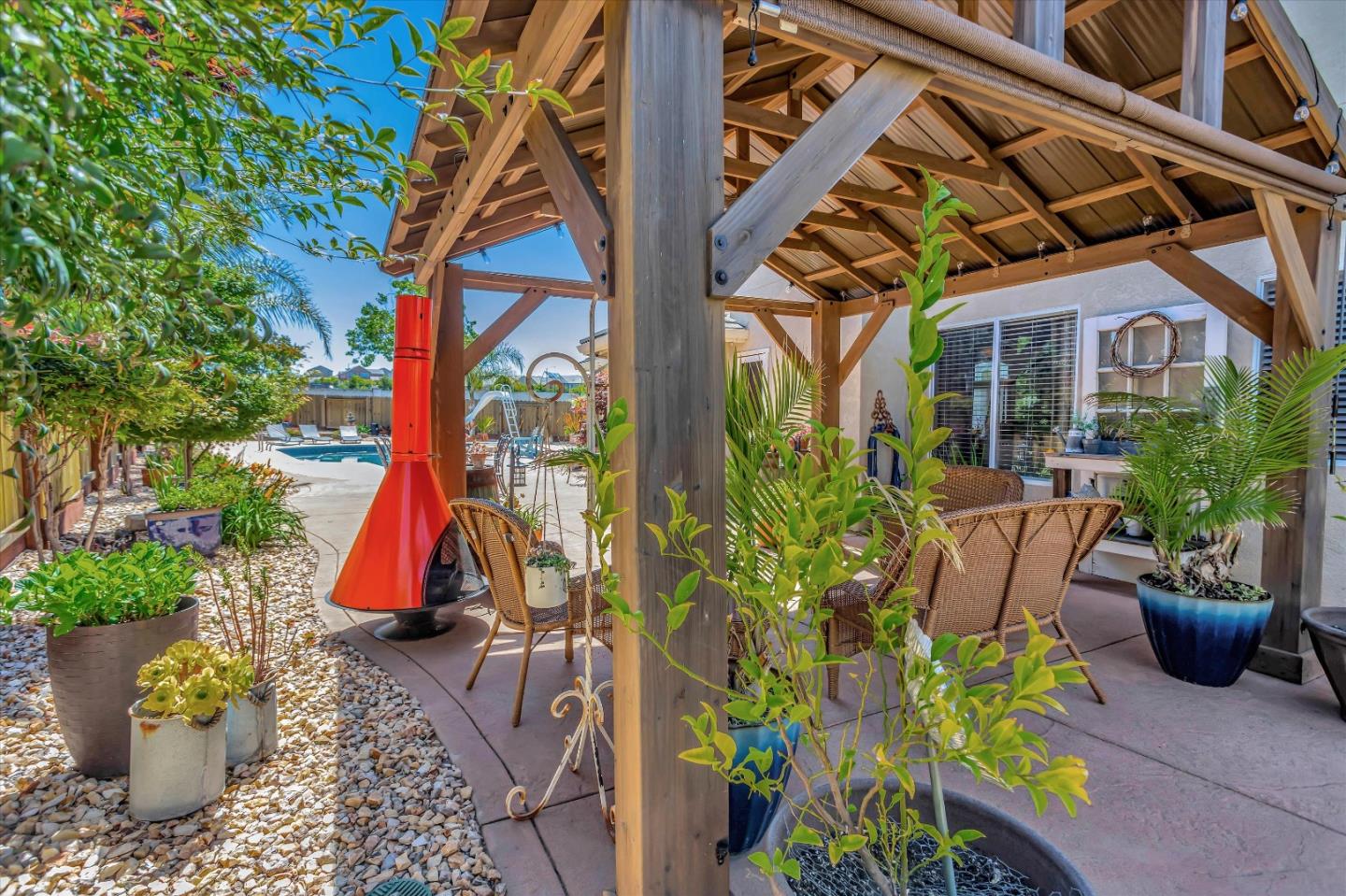 2184 Beachwood Court