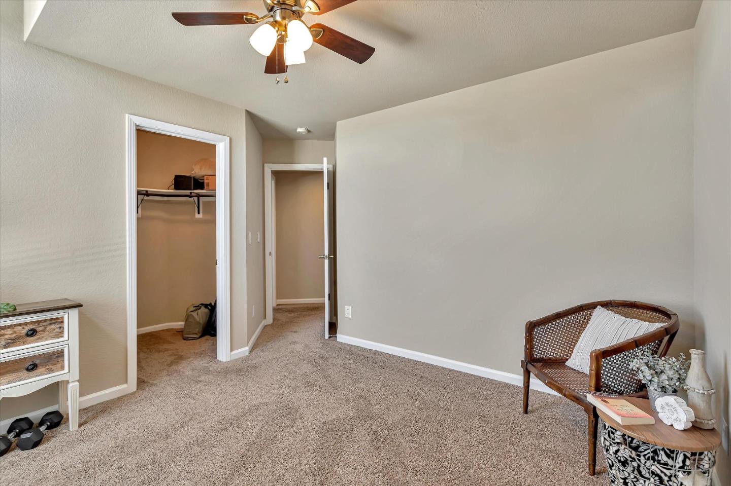 2184 Beachwood Court