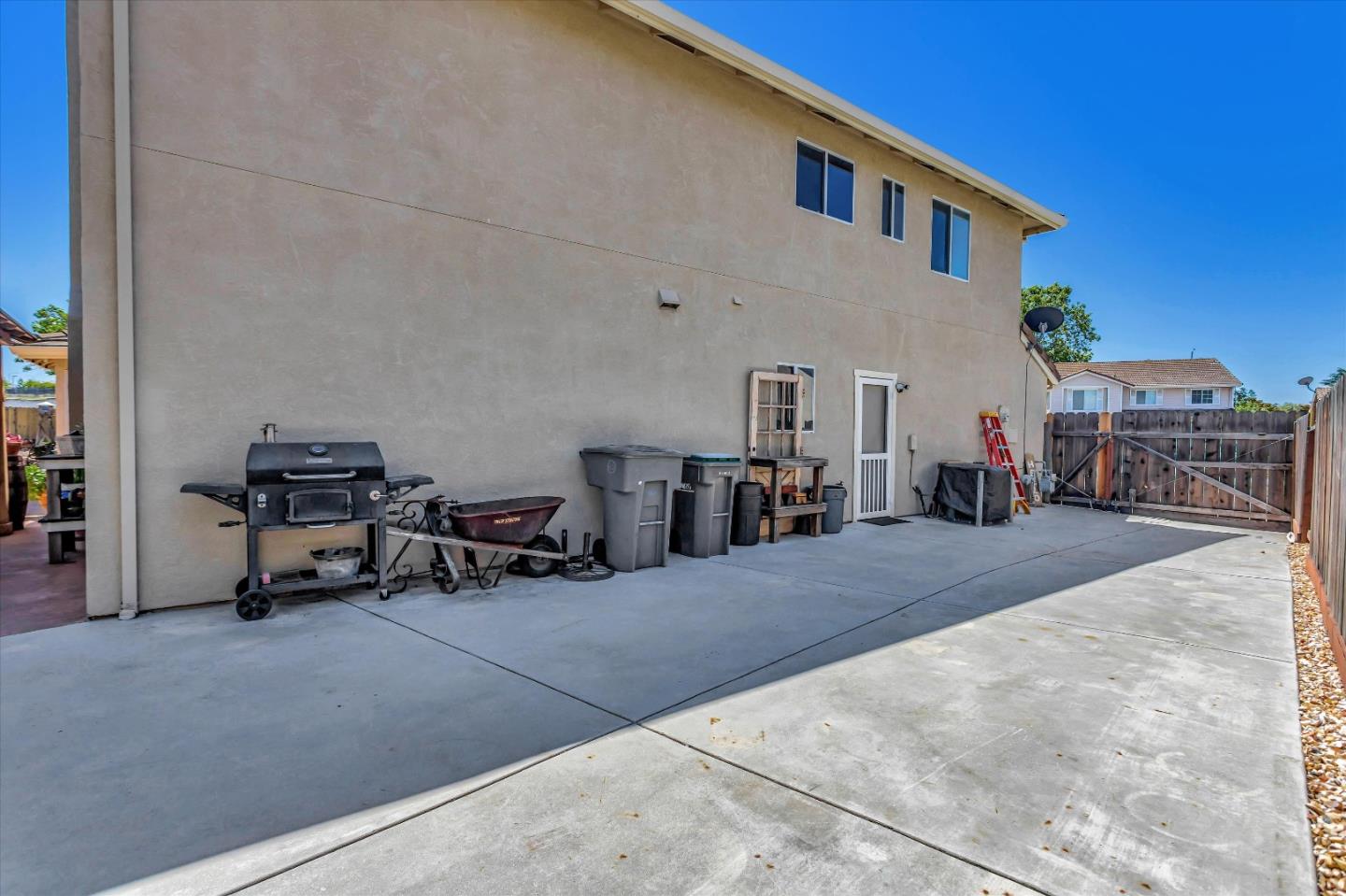 2184 Beachwood Court