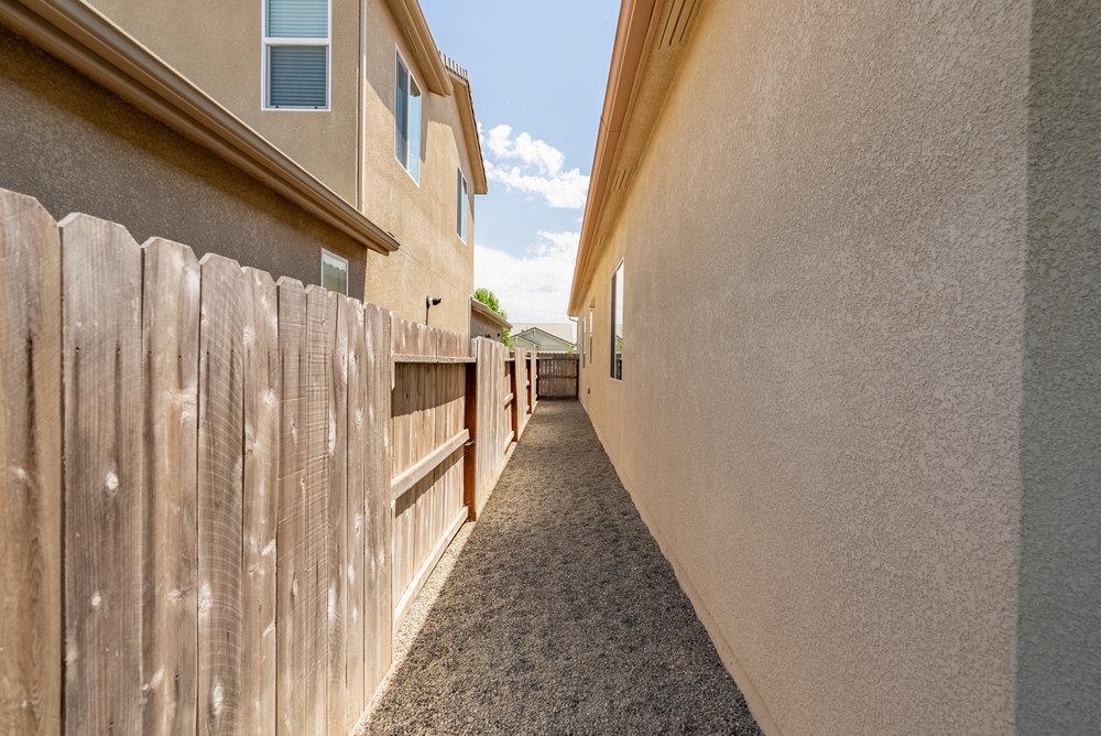 1548 Lily Court