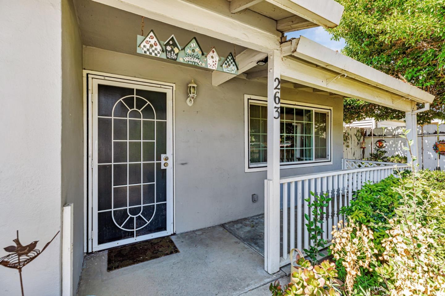 263 Maple Street