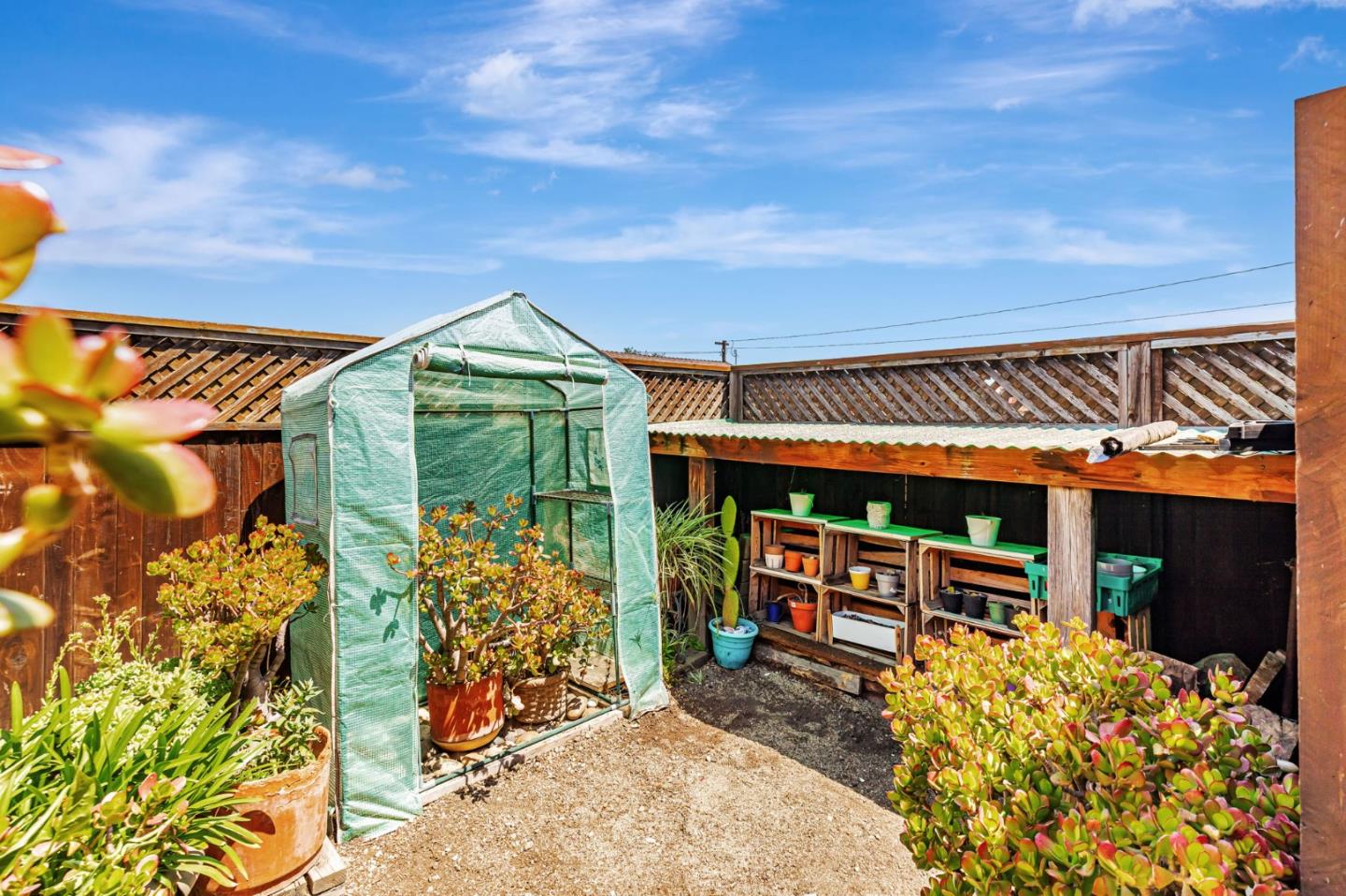 1711 Valley View Road