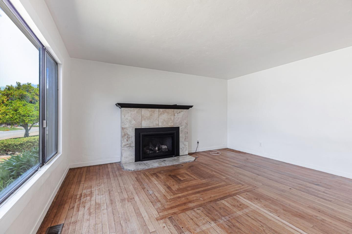 1711 Valley View Road
