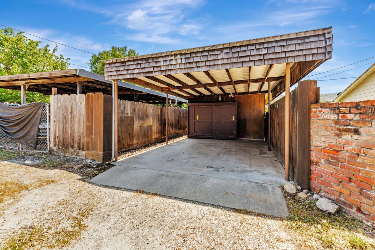 1711 Valley View Road