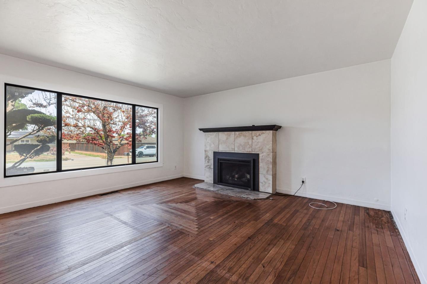 1711 Valley View Road