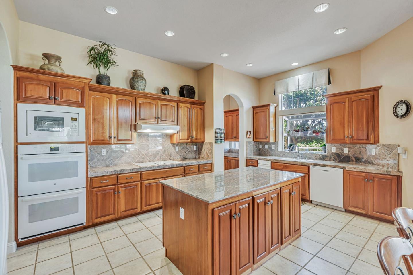 1152 Little River Drive