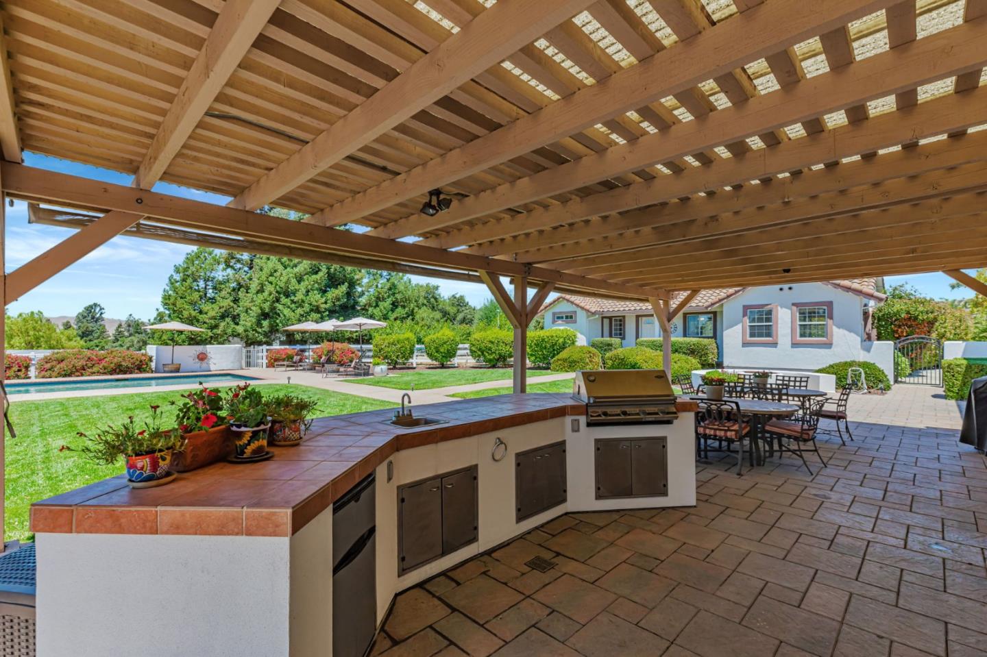 1152 Little River Drive