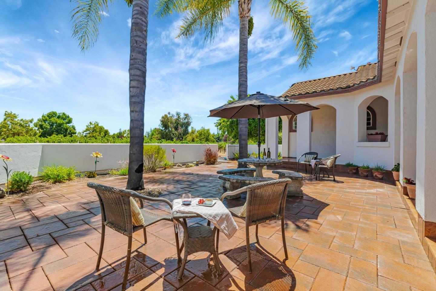 1152 Little River Drive