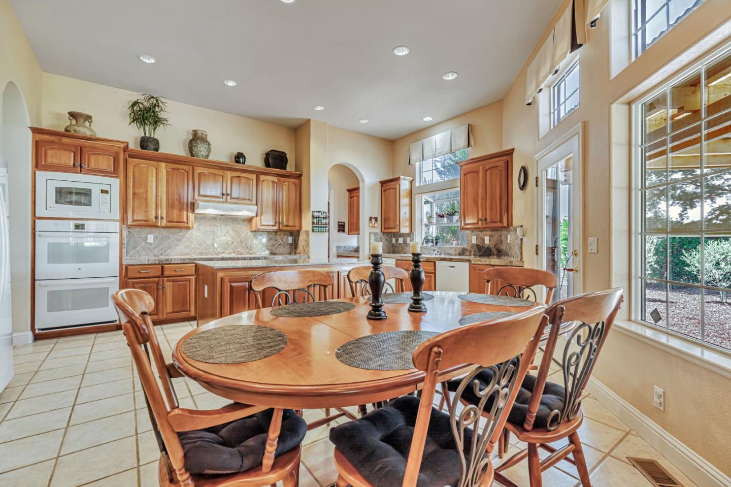 1152 Little River Drive