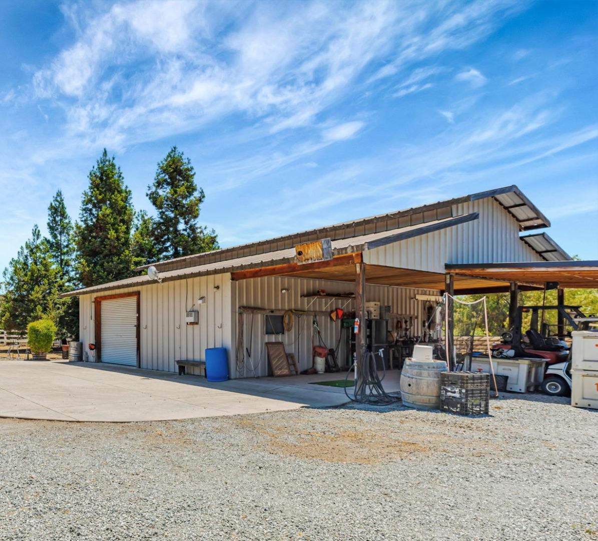 1152 Little River Drive