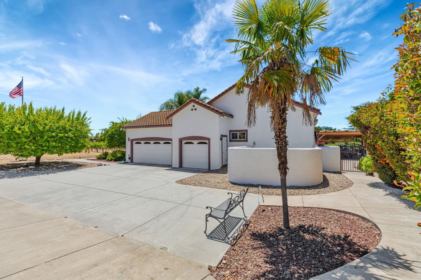 1152 Little River Drive